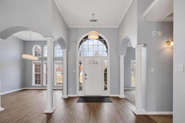 8245 SAWYER MILL CV, Bartlett, TN 38002