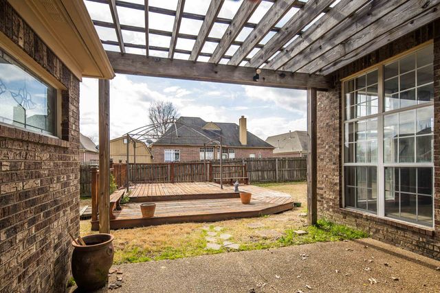 8245 SAWYER MILL CV, Bartlett, TN 38002