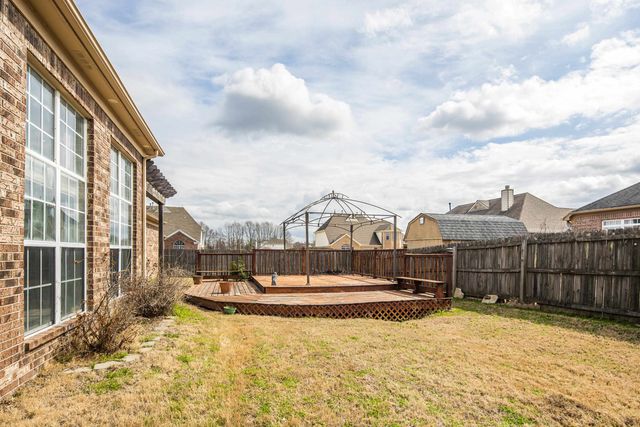 8245 SAWYER MILL CV, Bartlett, TN 38002