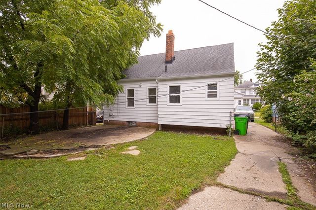 11509 Tonsing Drive, Garfield Heights, OH 44125