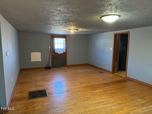 11514 Norton Coeburn Road, Coeburn, VA 24230