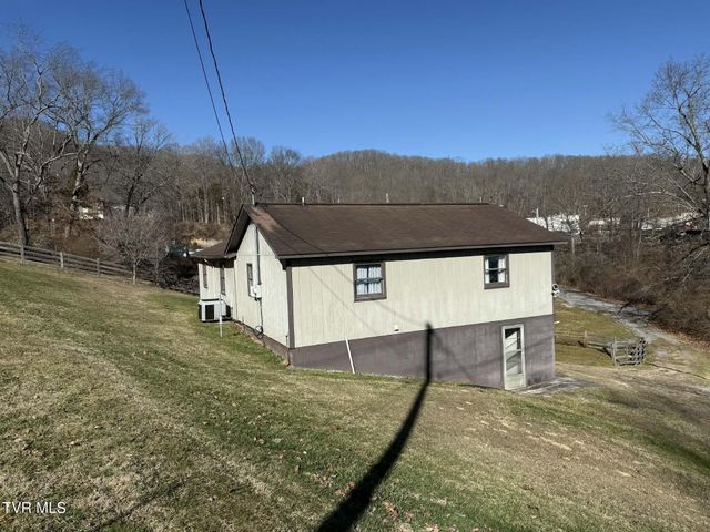 11514 Norton Coeburn Road, Coeburn, VA 24230