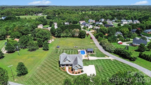 4672 Grace Chapel Road, Granite Falls, NC 28630
