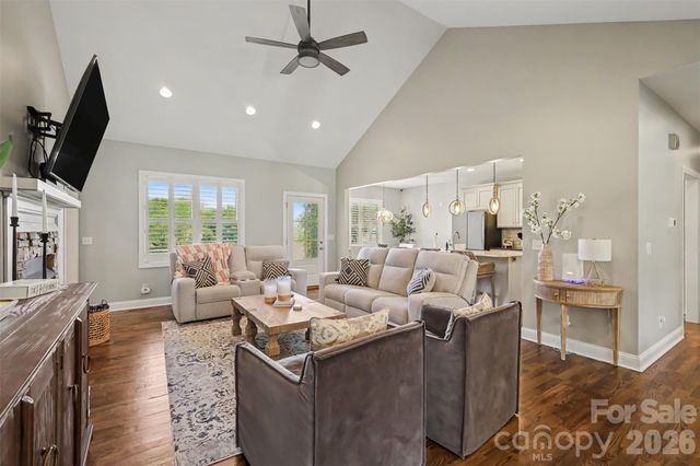 4672 Grace Chapel Road, Granite Falls, NC 28630