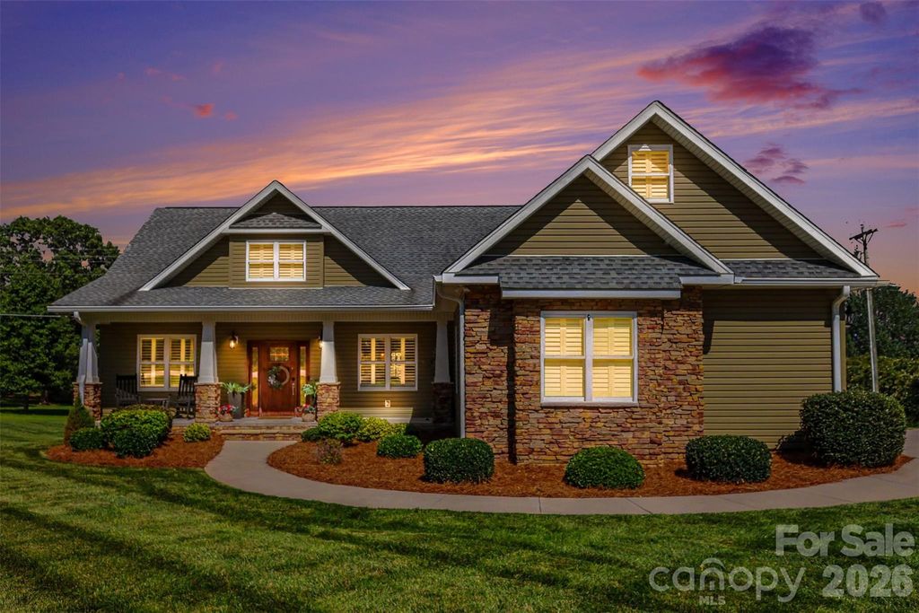 4672 Grace Chapel Road, Granite Falls, NC 28630