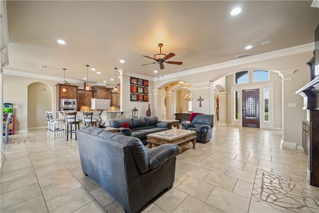 6210 Jakes Wake, Corpus Christi, TX 78414