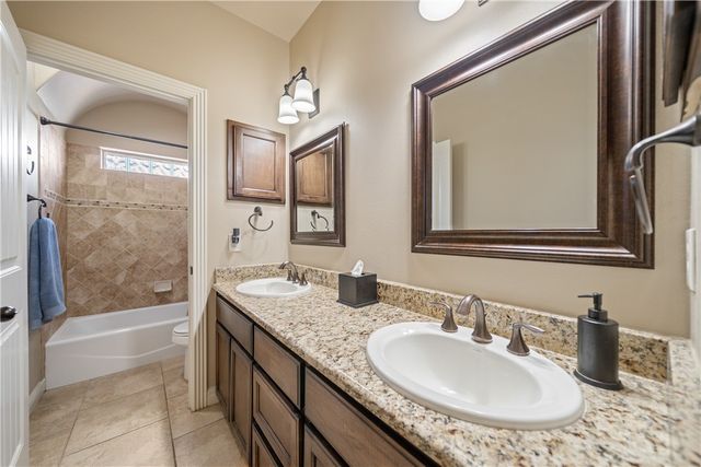 6210 Jakes Wake, Corpus Christi, TX 78414