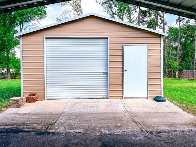 20177 Ranch Estates Drive, New Caney, TX 77357