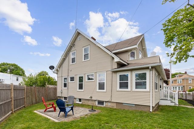 5 Northfield Ave, Quincy, MA 02169