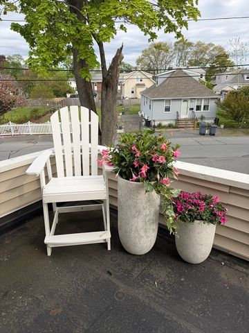 5 Northfield Ave, Quincy, MA 02169