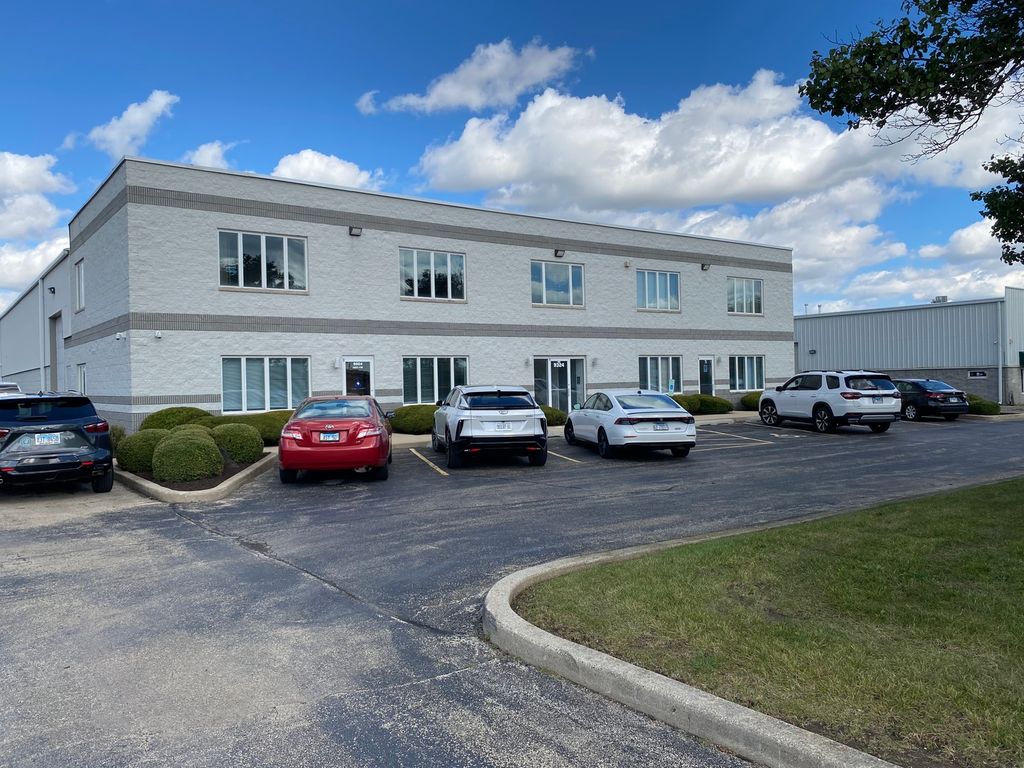 9324 GULFSTREAM Road 2W, Frankfort, IL 60423