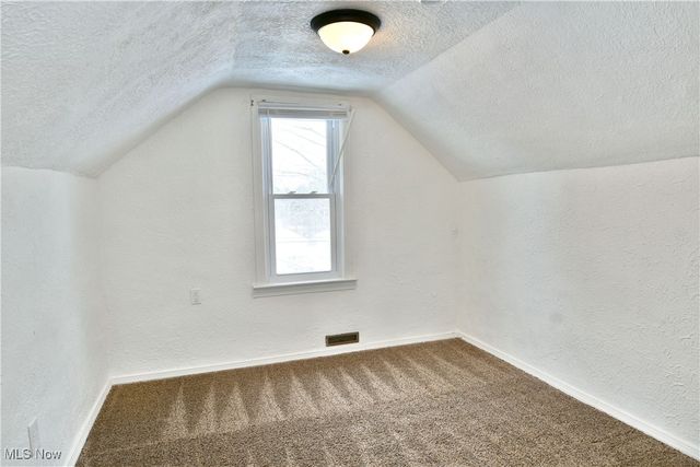 1970 Newdale Avenue, Akron, OH 44320