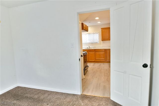 1970 Newdale Avenue, Akron, OH 44320