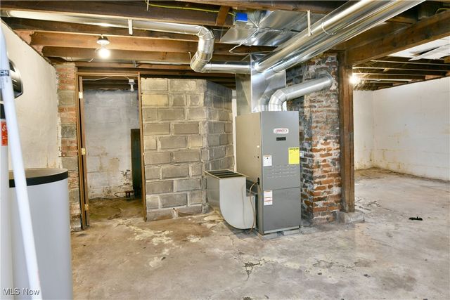 1970 Newdale Avenue, Akron, OH 44320