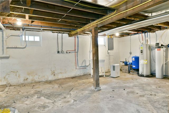 1970 Newdale Avenue, Akron, OH 44320