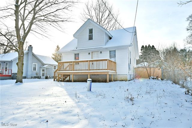 1970 Newdale Avenue, Akron, OH 44320