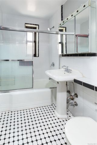 3840 Greystone Avenue 2O, Bronx, NY 10463