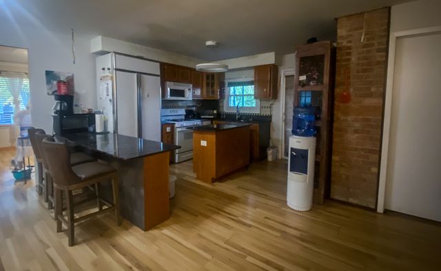 23725 N FIELD Road, Lake Zurich, IL 60047