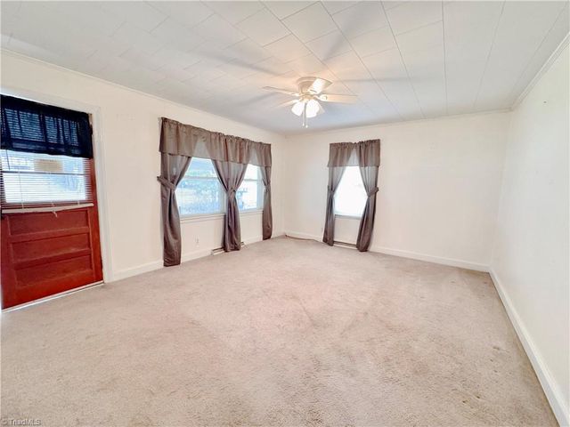105 Pine Street, Jonesville, NC 28642