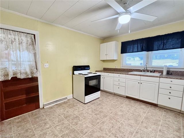 105 Pine Street, Jonesville, NC 28642