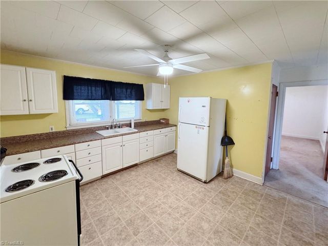 105 Pine Street, Jonesville, NC 28642