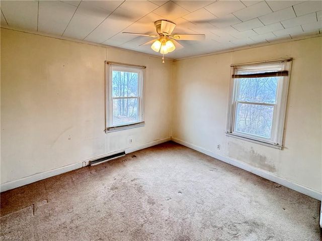 105 Pine Street, Jonesville, NC 28642