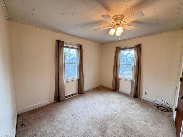 105 Pine Street, Jonesville, NC 28642