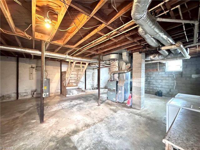 105 Pine Street, Jonesville, NC 28642