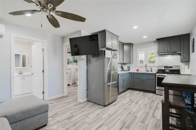 14004 Herron Street, Sylmar, CA 91342