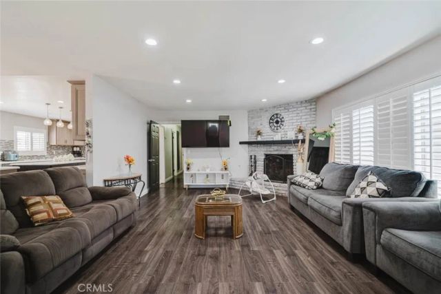 14004 Herron Street, Sylmar, CA 91342