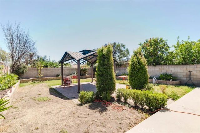 14004 Herron Street, Sylmar, CA 91342