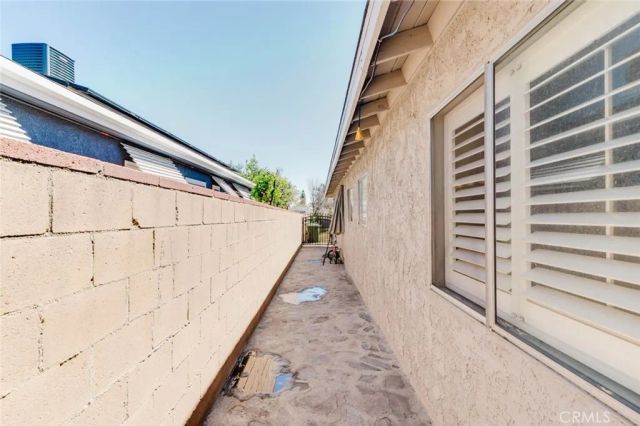 14004 Herron Street, Sylmar, CA 91342