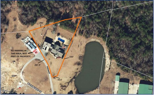 120 Mockingbird Lane, Spring Lake, NC 28390