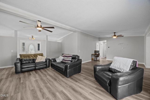 120 Mockingbird Lane, Spring Lake, NC 28390