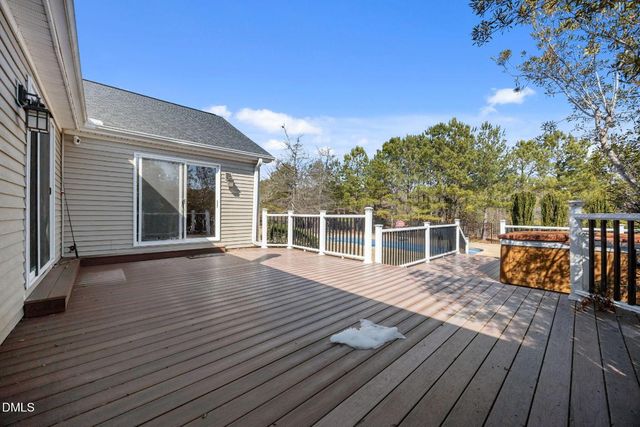 120 Mockingbird Lane, Spring Lake, NC 28390