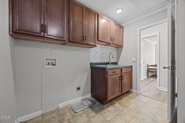 120 Mockingbird Lane, Spring Lake, NC 28390