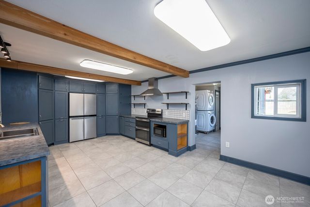 1036 W Luta Street, Moses Lake, WA 98837