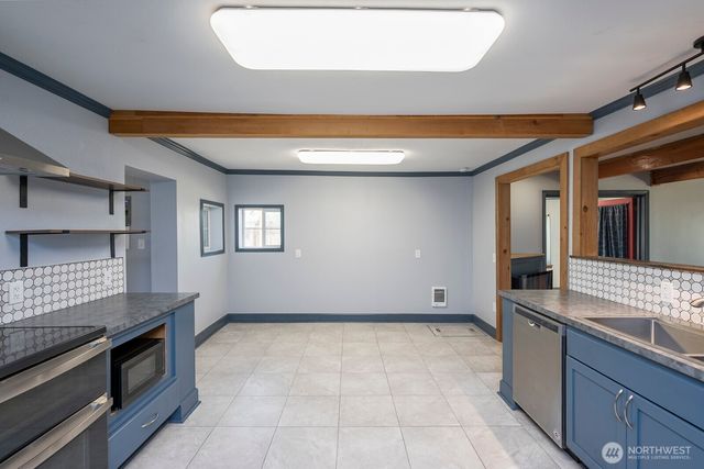 1036 W Luta Street, Moses Lake, WA 98837