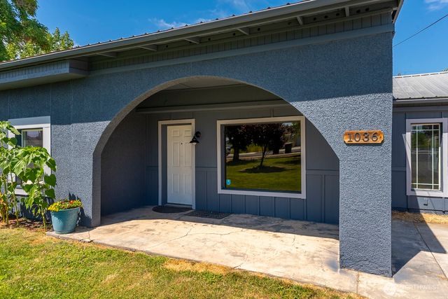 1036 W Luta Street, Moses Lake, WA 98837