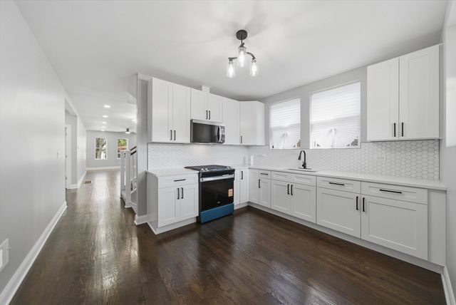 9316 S May Street, Chicago, IL 60620
