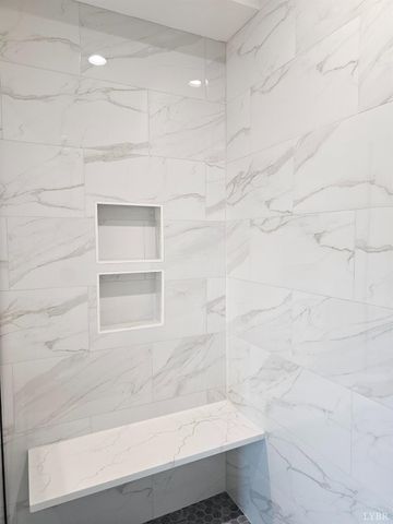 18 Grandset Drive, Forest, VA 24551