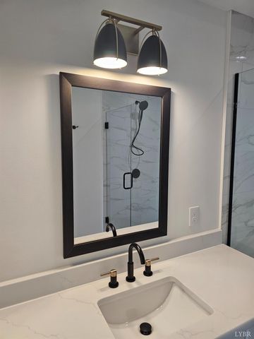 18 Grandset Drive, Forest, VA 24551