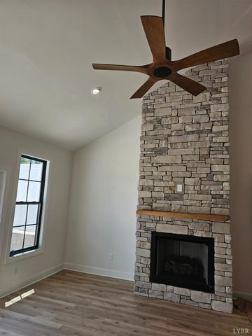 18 Grandset Drive, Forest, VA 24551