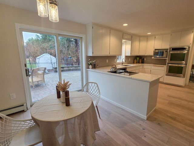 835 Vicksburg Lane N, Plymouth, MN 55447