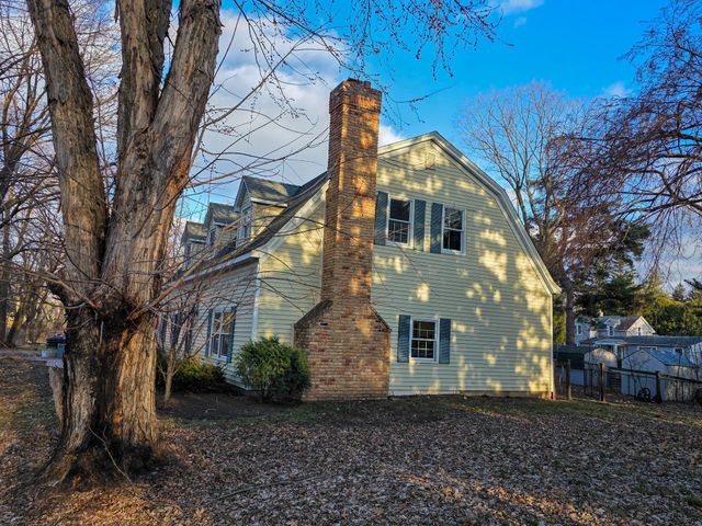 835 Vicksburg Lane N, Plymouth, MN 55447