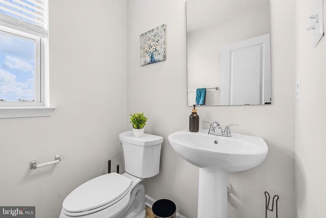 16828 SAINT HELEN AVE, Bowie, MD 20716