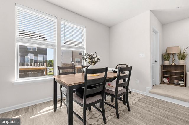 16828 SAINT HELEN AVE, Bowie, MD 20716