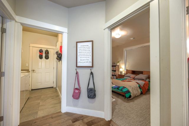 4040 Crystal Springs Drive, Medford, OR 97504