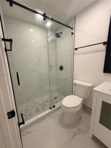 3666 SW 24th Ter R, Miami, FL 33145