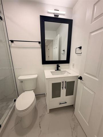 3666 SW 24th Ter R, Miami, FL 33145